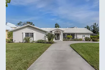 396 Bayshore Drive, Venice, FL 34285 - Photo 2