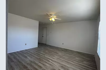 8100 Pickwick Road, North Port, FL 34287 - Photo 2