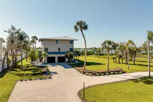 1089 Bayshore Dr, Englewood, FL 34223 - Photo 44