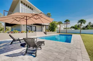 1089 Bayshore Dr, Englewood, FL 34223 - Photo 34