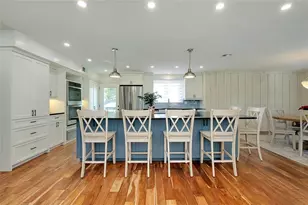 1089 Bayshore Dr, Englewood, FL 34223 - Photo 10