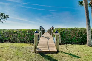 1089 Bayshore Dr, Englewood, FL 34223 - Photo 38