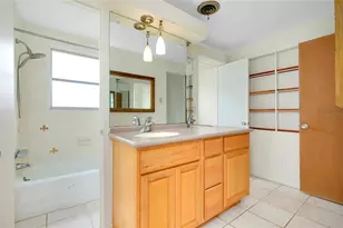 114 Venice E Blvd, Venice, FL 34293 - Photo 20