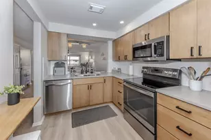 400 Mission Trail E, Venice, FL 34285 - Photo 16