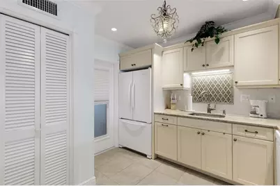 109 The Esplanade S #202, Venice, FL 34285 - Photo 18