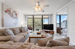 612 Bird Bay Dr S, Venice, FL 34285 - Photo 4