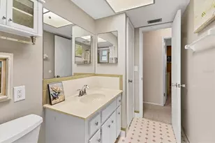 1018 Beach Manor Cir, Venice, FL 34285 - Photo 28