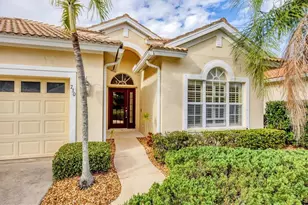730 Back 9 Dr, Venice, FL 34285 - Photo 4