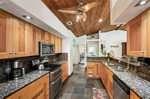 600 Shetland, Nokomis, FL 34275 - Photo 2