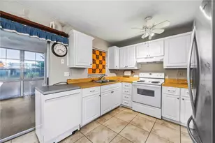 13569 Bennett Dr, Port Charlotte, FL 33981 - Photo 16