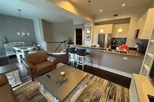 239 Cosmopolitan Ct, Sarasota, FL 34236 - Photo 14