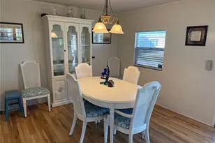 560 Lily Of The Valley Dr, Venice, FL 34293 - Photo 6