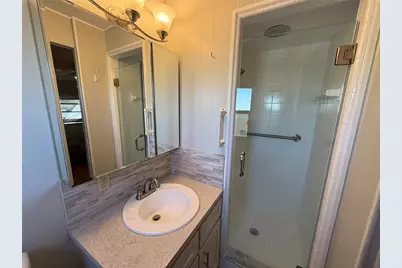 560 Lily Of The Valley Drive, Venice, FL 34293 - Photo 14