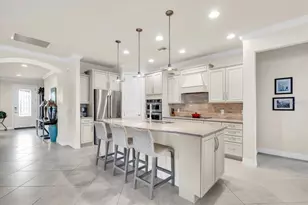 13812 Karina St, Venice, FL 34293 - Photo 6