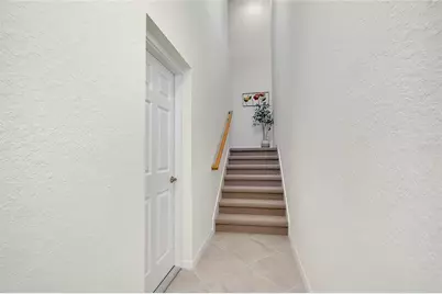 10063 Crooked Creek Drive #202, Venice, FL 34293 - Photo 4