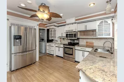 647 Foxwood Boulevard, Englewood, FL 34223 - Photo 12