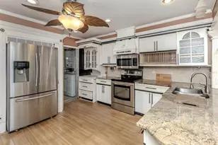 647 Foxwood Blvd, Englewood, FL 34223 - Photo 12