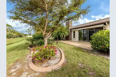 647 Foxwood Boulevard, Englewood, FL 34223 - Photo 26