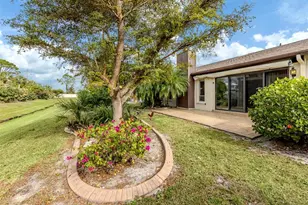 647 Foxwood Blvd, Englewood, FL 34223 - Photo 26