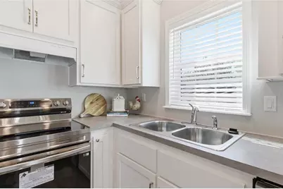 571 Oriental Poppy Drive, Venice, FL 34293 - Photo 8