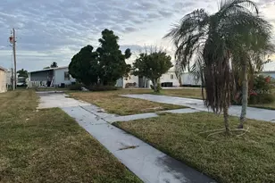 539 Fleetwood St, North Port, FL 34287 - Photo 1