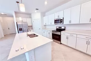 10995 Pinot Dr, Venice, FL 34293 - Photo 12