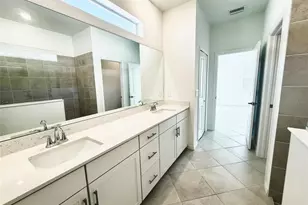 10995 Pinot Dr, Venice, FL 34293 - Photo 18