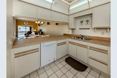 934 Capri Isles Boulevard #210, Venice, FL 34292 - Photo 4