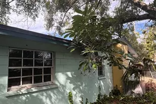 5319 Hayden Blvd, Sarasota, FL 34232 - Photo 2