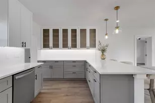 1290 Oxford Dr, Englewood, FL 34223 - Photo 12