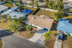 1290 Oxford Dr, Englewood, FL 34223 - Photo 54