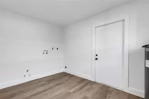 1290 Oxford Dr, Englewood, FL 34223 - Photo 46