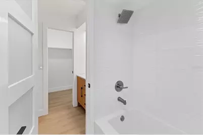 218 Alsace Avenue, Venice, FL 34293 - Photo 24