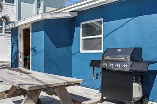 1360 Holiday Dr, Englewood, FL 34223 - Photo 48