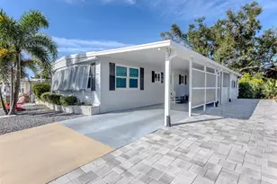 1002 Jolanda Cir, Venice, FL 34285 - Photo 4