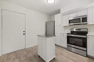 1258 Barbara Dr, Venice, FL 34285 - Photo 10