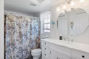 11644 SW Egret Cir, Lake Suzy, FL 34269 - Photo 10