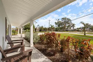 842 Nokomis Ave S, Venice, FL 34285 - Photo 8