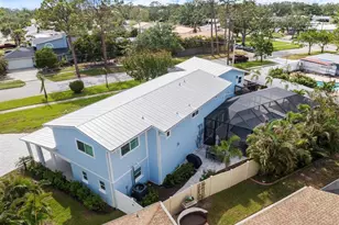 842 Nokomis Ave S, Venice, FL 34285 - Photo 12