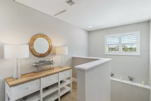 842 Nokomis Ave S, Venice, FL 34285 - Photo 38