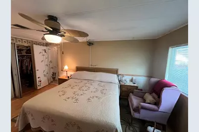 818 Jolanda Circle, Venice, FL 34285 - Photo 30