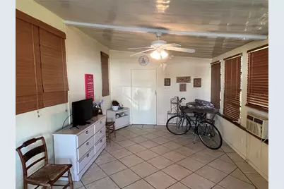 818 Jolanda Circle, Venice, FL 34285 - Photo 24
