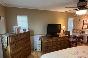 818 Jolanda Cir, Venice, FL 34285 - Photo 28