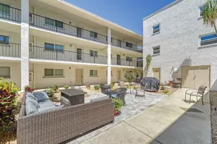 708 Tamiami Trail S, Venice, FL 34285 - Photo 1