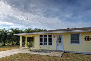 3371 Pinetree St, Port Charlotte, FL 33952 - Photo 4