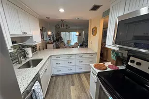 1400 Tarpon Center Dr, Venice, FL 34285 - Photo 8