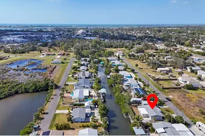 1073 Alston Lane, Englewood, FL 34223 - Photo 36