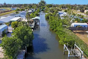 1073 Alston Ln, Englewood, FL 34223 - Photo 32