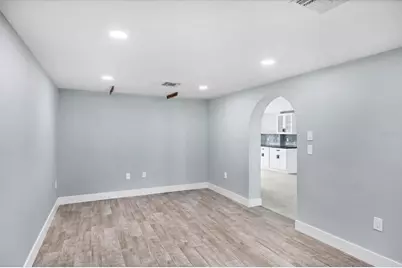 1073 Alston Lane, Englewood, FL 34223 - Photo 10