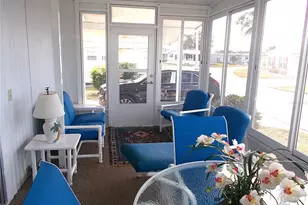 506 Walnut Cir, Venice, FL 34285 - Photo 12